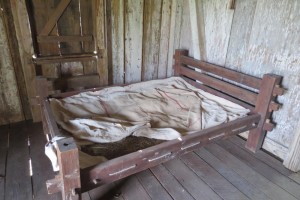 Slave Bed